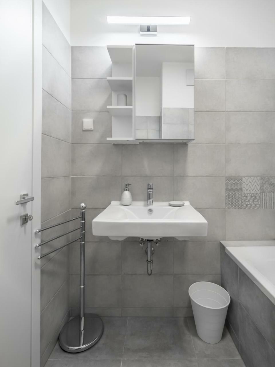 Bpr Chic White With Terrace & A/c & Garage Apartman Budapest